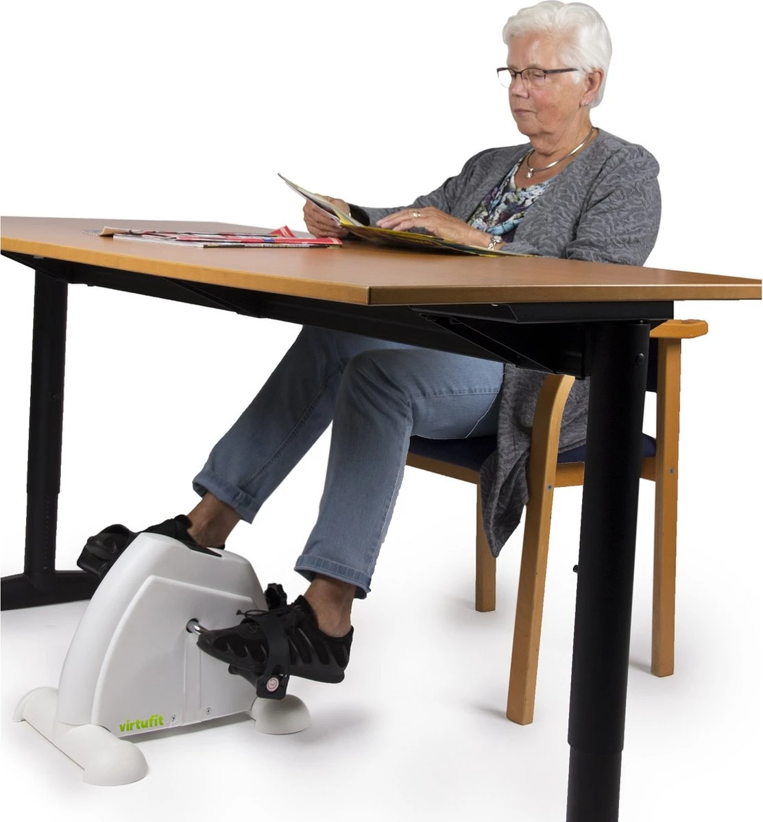 Stoelfiets - VirtuFit V4 Bureaufiets - Met Computer - Instelbare Weerstand - Hometrainer 14 Stoelfiets - VirtuFit V4 Bureaufiets - Met Computer - Instelbare Weerstand - Hometrainer - Afbeelding 12