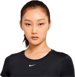 Nike One Dri-FIT Ss Slim Sportshirt - Dames - Zwart - Maat M 22 Nike One Dri-FIT Ss Slim Sportshirt - Dames - Zwart - Maat M -Merkloos Winkel 1166x1200 1