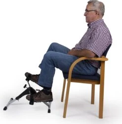 Stoelfiets - VirtuFit V2 Opvouwbare Bureaufiets - Instelbare Weerstand - Hometrainer -Merkloos Winkel 1187x1200 14