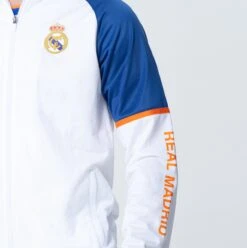 Real Madrid Trainingspak 21/22 - Voetbaltrainingspak Voor Heren - Officieel Real Madrid Fanproduct - Vest En Trainingsbroek - 100% Polyester - Maat L -Merkloos Winkel 1194x1200 5