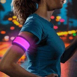 2 Stuks Led Verlichte Armband (rood) Voor Sportievelingen Die Hardlopen, Fietsen En Wandelen En Verder Iedereen Die In Het Donker Gezien Wil Worden - Sport Armband - Hardloop Verlichting Lampjes - Veiligheidsband - Reflecterende Armband 11 2 Stuks Led Verlichte Armband (rood) Voor Sportievelingen Die Hardlopen, Fietsen En Wandelen En Verder Iedereen Die In Het Donker Gezien Wil Worden - Sport Armband - Hardloop Verlichting Lampjes - Veiligheidsband - Reflecterende Armband -Merkloos Winkel 1198x1200 105