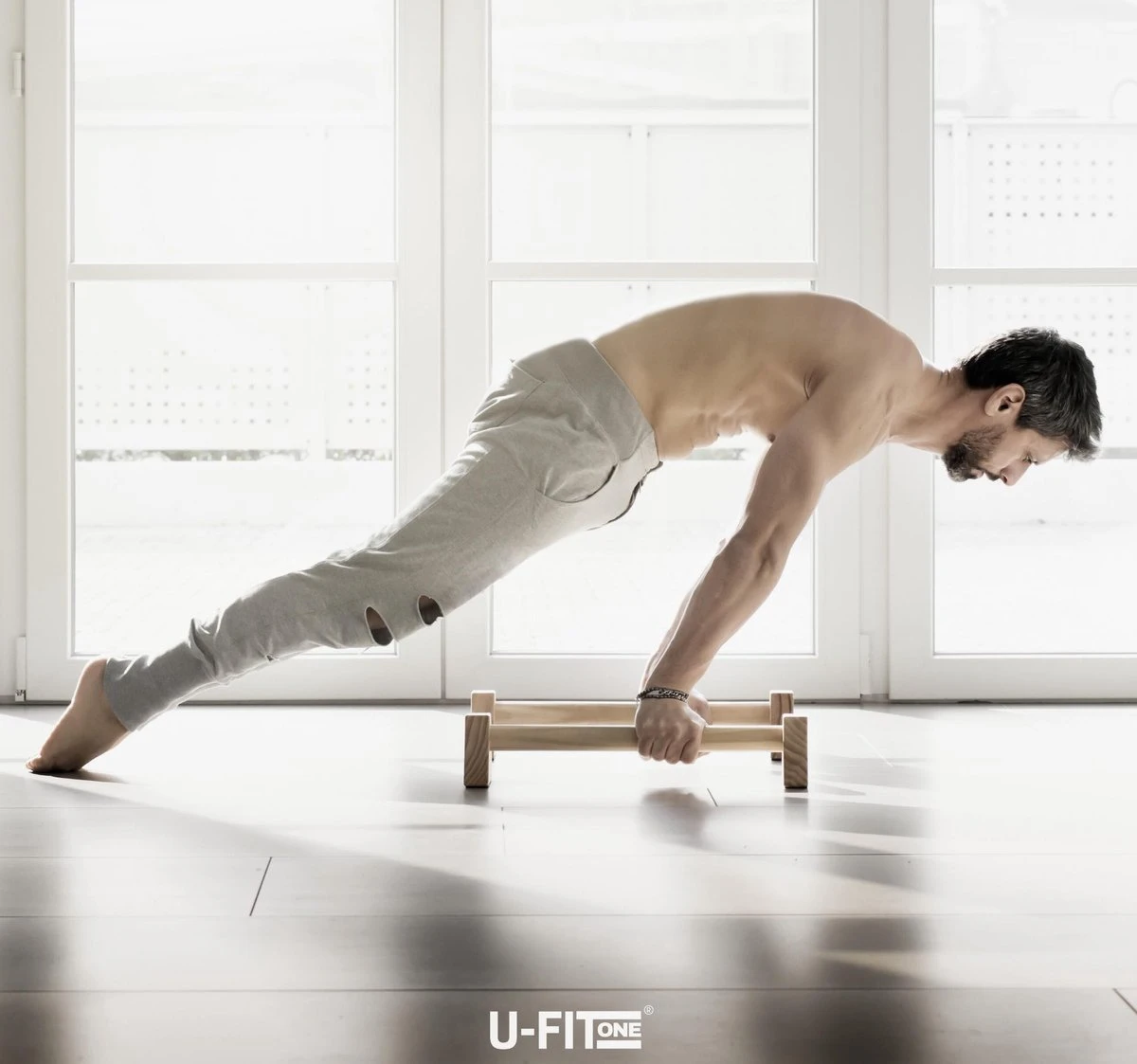 U Fit One® Parallettes - 50cm Push Up Bars - Calisthenics - Push Up Grips - Parallettes Hout - Opdruksteunen - Opdruk Steunen - Opdrukken - Dip Bars - Fitness - Crossfit - Ufitone 8 U Fit One® Parallettes - 50cm Push Up Bars - Calisthenics - Push Up Grips - Parallettes Hout - Opdruksteunen - Opdruk Steunen - Opdrukken - Dip Bars - Fitness - Crossfit - Ufitone - Afbeelding 6