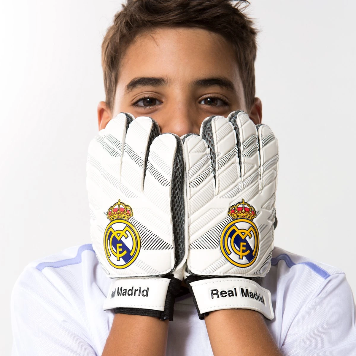 Real Madrid Keepershandschoenen - Keepershandschoenen Kinderen - Maat 7 6 Real Madrid Keepershandschoenen - Keepershandschoenen Kinderen - Maat 7 - Afbeelding 4