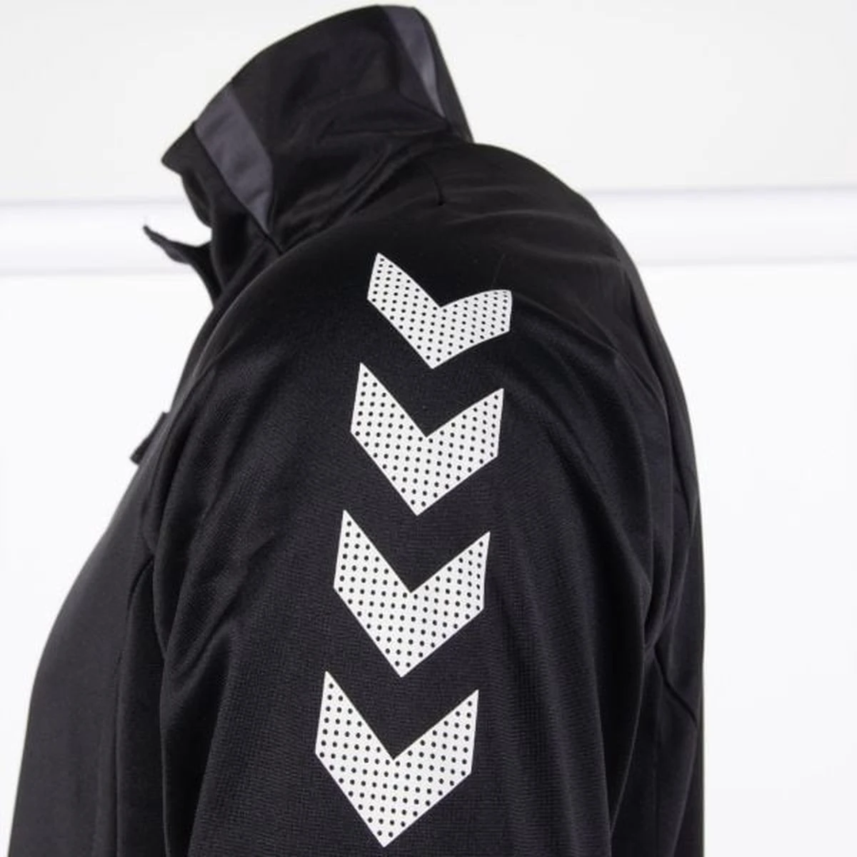 Hummel Authentic Polysuit Trainingspak Unisex - Maat XL 4 Hummel Authentic Polysuit Trainingspak Unisex - Maat XL - Afbeelding 2