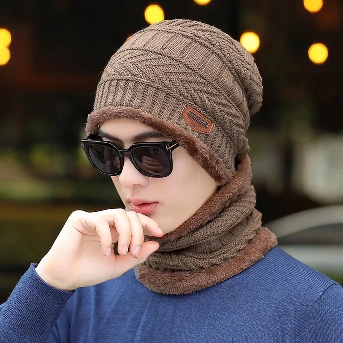 Merkloos Gebreide Beanie Muts En Sjaal Set | Warme Bonnet Winter Muts Met Colsjaal Nekwarmer | Halswarmer Wintermuts Wol Gevoerd | Warme & Zachte Fleece Voering | Unisex | Voor Dames En Heren | Volwassenen - Kaki - Khaki | Valentijn Cadeautje Voor Hem En Haar 3 Merkloos Gebreide Beanie Muts En Sjaal Set | Warme Bonnet Winter Muts Met Colsjaal Nekwarmer | Halswarmer Wintermuts Wol Gevoerd | Warme & Zachte Fleece Voering | Unisex | Voor Dames En Heren | Volwassenen - Kaki - Khaki | Valentijn Cadeautje Voor Hem En Haar