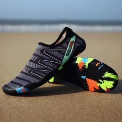 Nixnix - Waterschoenen - Maat 45 - Aquaschoenen - Strandschoenen - Antislip - Schoenen Voor Zwembaden En Strand - Volwassenen En Kinderen - Beschermt Tegen Grof Zand Scherpe Stenen En Dieren Onder Water - Unisex -Merkloos Winkel 1200x1200 1379