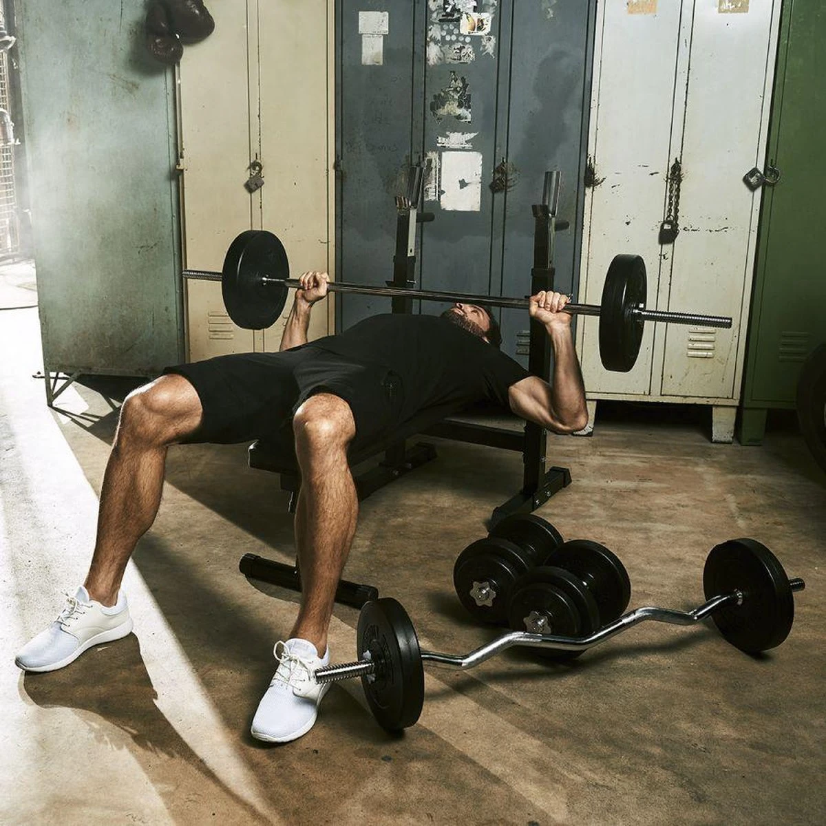 Gorilla Sports Halterbank Zwart Met 100 Kg Halterset - Fitnessbank - Verstelbaar - Halterstang Met Gewichten - Kunststof 7 Gorilla Sports Halterbank Zwart Met 100 Kg Halterset - Fitnessbank - Verstelbaar - Halterstang Met Gewichten - Kunststof - Afbeelding 5