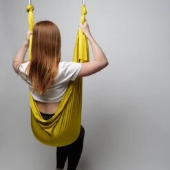 Therapeutische Hangmat YOGA ICON | Aerial Yoga | 280*150cm | Goud | Inclusief Handige Draagtas En 1 Plafondhaak | Workout | Training En Ontspanning | -Merkloos Winkel 1200x1200 3475