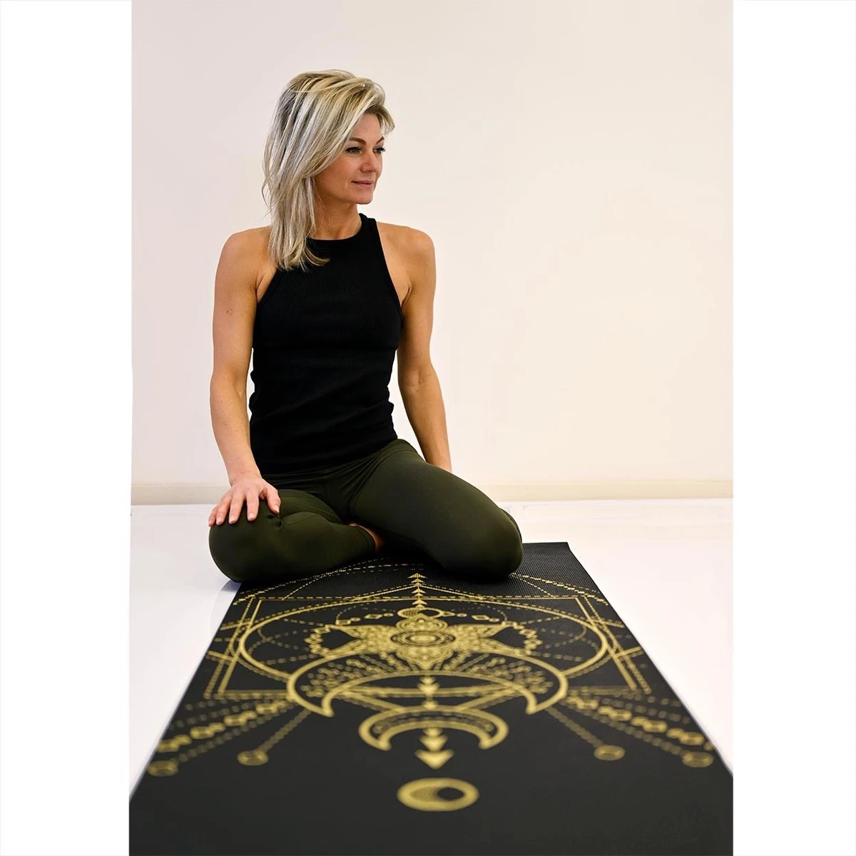 Love Generation ● Design Yoga Mat ● Fitness Mat ● Sacred Print ● Zwart 4 Love Generation ● Design Yoga Mat ● Fitness Mat ● Sacred Print ● Zwart - Afbeelding 2