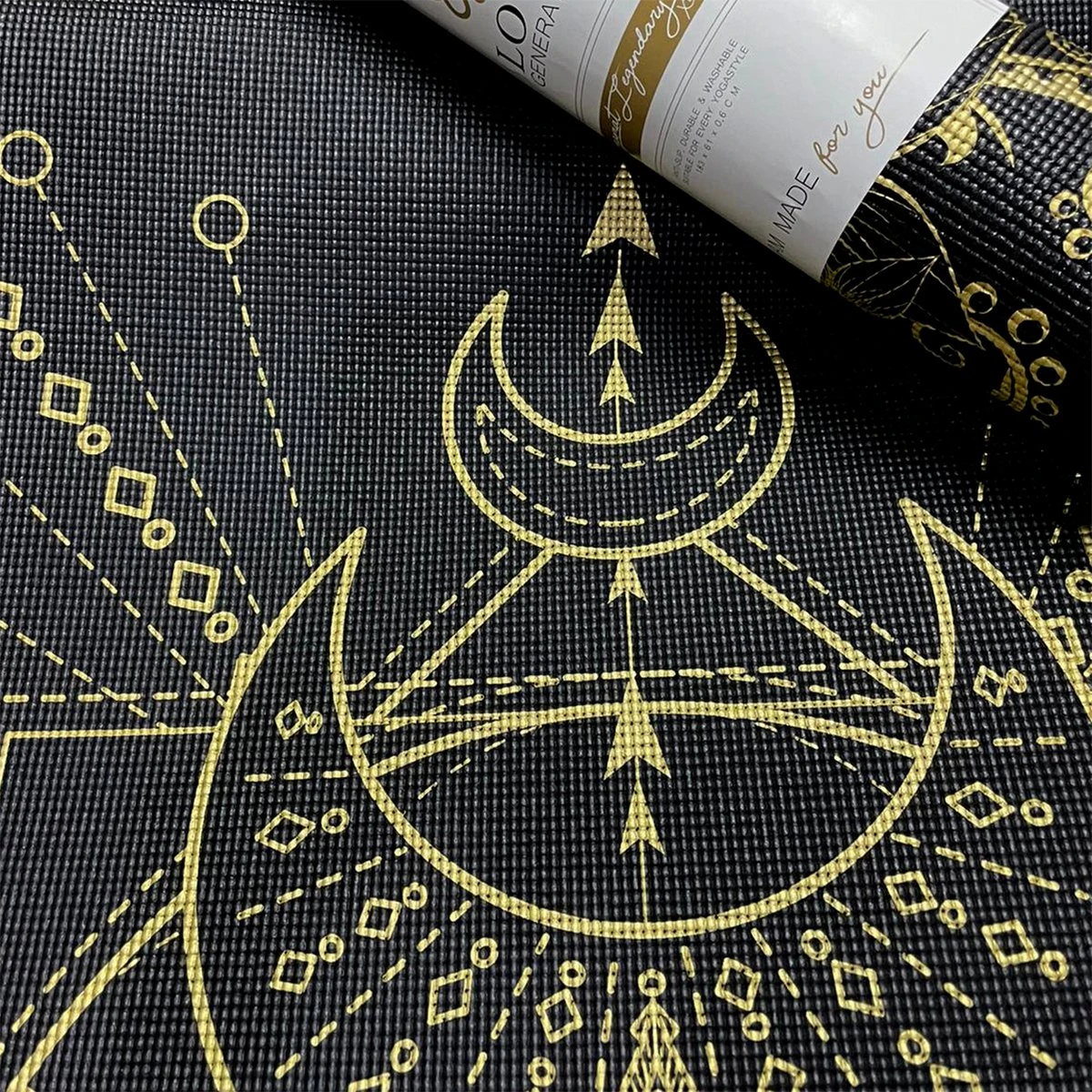 Love Generation ● Design Yoga Mat ● Fitness Mat ● Sacred Print ● Zwart 10 Love Generation ● Design Yoga Mat ● Fitness Mat ● Sacred Print ● Zwart - Afbeelding 8