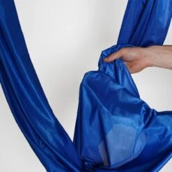 Therapeutische Hangmat YOGA ICON | Aerial Yoga | 280*150cm | Blauw | Inclusief Handige Draagtas En 1 Plafondhaak | Workout | Training En Ontspanning | -Merkloos Winkel 1200x1200 3587