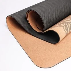 Merkloos TDR - Yoga Mat Met Tas- Natuurlijk Kurk En TPE - Vrij Van Schadelijke Stoffen, Hypoallergeen En 100% (biologisch) Afbreekbaar - Zeer Geschikt Voor Yin Yoga En Kundalini Yoga Met Draagtas En Draagband- 183x66x0,5 Cm - Mandala Bloem -Merkloos Winkel 1200x1200 3597