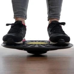 ScSports Balansplateau - Balansbord - Evenwichtsbord - Balans Bord - Ø Ca. 35.5 Cm - 5 Cm Hoog - Zwart-Geel -Merkloos Winkel 1200x1200 3989