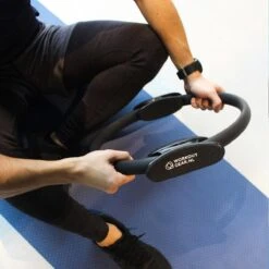 Workout Gear - Pilates Ring - Yoga Ring - Pilates Circle - Zwart -Merkloos Winkel 1200x1200 4084