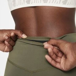 Nike One Tight Sportlegging - Maat M - Vrouwen - Olijfgroen -Merkloos Winkel 1200x1200 4277