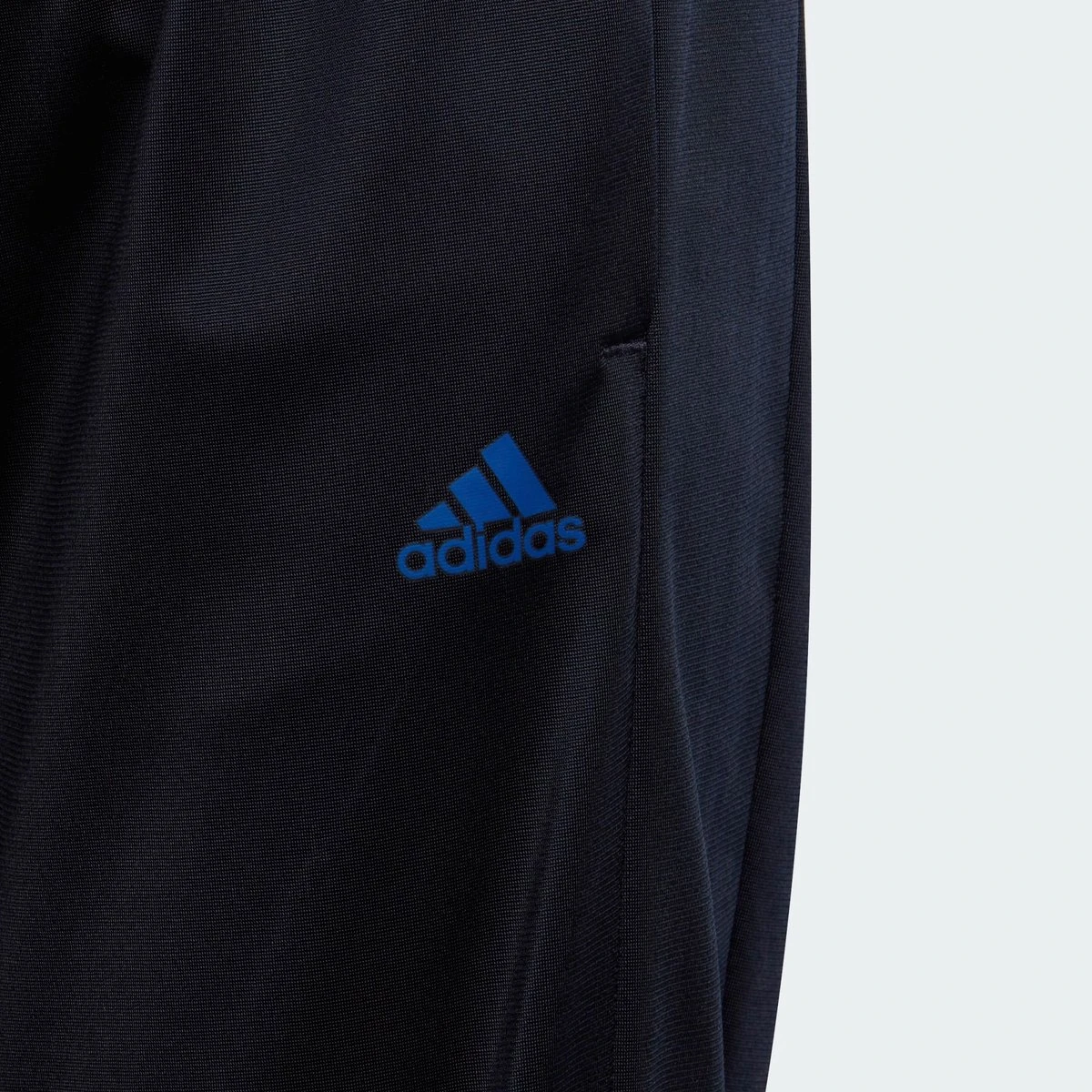 Adidas Essential Trainingspak Jongens - Maat 152 8 Adidas Essential Trainingspak Jongens - Maat 152 - Afbeelding 6