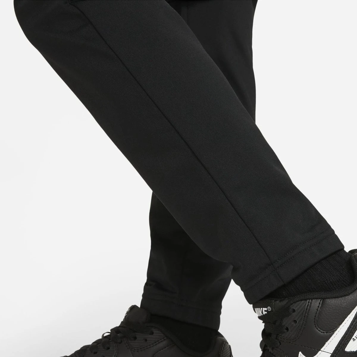 Nike Sportswear Futura Trainingspak Unisex - Maat 152 L-152/158 9 Nike Sportswear Futura Trainingspak Unisex - Maat 152 L-152/158 - Afbeelding 7