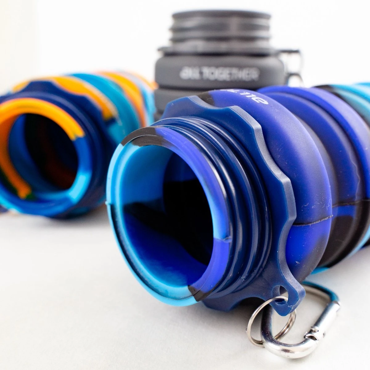 All Together Drinkfles - Opvouwbare Bidon - 500ml - Silicone - Blauw Zwart 5 All Together Drinkfles - Opvouwbare Bidon - 500ml - Silicone - Blauw Zwart - Afbeelding 3