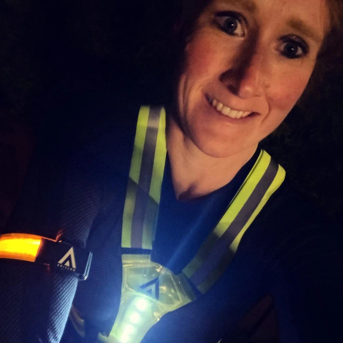 Arisenn® OPLAADBAAR LED LIGHTNING BAND GEEL|3 Standen | Reflecterende Hardloop Verlichting - Hardloop | Running Safety Led Light/ Reflecterende Armband Led/ Veiligheidsverlichting/ Hardloop Verlichting/ USB OPLAADBAAR / Sportarmbanden| 19 Arisenn® OPLAADBAAR LED LIGHTNING BAND GEEL|3 Standen | Reflecterende Hardloop Verlichting - Hardloop | Running Safety Led Light/ Reflecterende Armband Led/ Veiligheidsverlichting/ Hardloop Verlichting/ USB OPLAADBAAR / Sportarmbanden| - Afbeelding 17