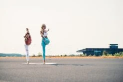 Tunturi TPE Yogamat - Fitnessmat 4mm Dik - Zwart Koord - Blauw - Incl. Gratis Fitness App -Merkloos Winkel 1200x800 190