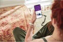 Fitbit Luxe - Activity Tracker Dames - Wit -Merkloos Winkel 1200x805 6