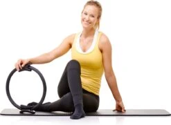 Beeletix Pilates Ring En Mini Pilates Ball Set Inclusief Trainingsschema - Yoga Ring - Fitness Ring - Magic Circle - Weerstandsring - Zwart - Ø 38cm -Merkloos Winkel 1200x879 1