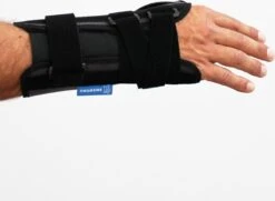 Thuasne Ligaflex Manu Duimbrace / Polsspalk - 2 - Rechts - Zwart -Merkloos Winkel 1200x881 11