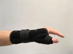 Polsduim Brace Van Medical Brace - Stevige Polssteun - Vingers Makkelijk Te Bewegen - Links - Maat M: Pols Omvang 16-18cm 6 Polsduim Brace Van Medical Brace - Stevige Polssteun - Vingers Makkelijk Te Bewegen - Links - Maat M: Pols Omvang 16-18cm -Merkloos Winkel 1200x900 78