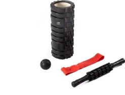 AJ-Sports Foam Roller Set 4 Delig + GRATIS Weerstandsband - Massage Set - Massage Stick - Massage Bal - Foam Roller - Grid Triggerpoint - Inclusief Compacte Draagtas - Fitness - Yoga -Merkloos Winkel 1200x915 1