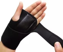 Polsbrace - Polssteun - Links - Universele Deluxe Carpaal Tunnel Syndroom Polsbrace - Zwart 15 Polsbrace - Polssteun - Links - Universele Deluxe Carpaal Tunnel Syndroom Polsbrace - Zwart -Merkloos Winkel 1200x993 6