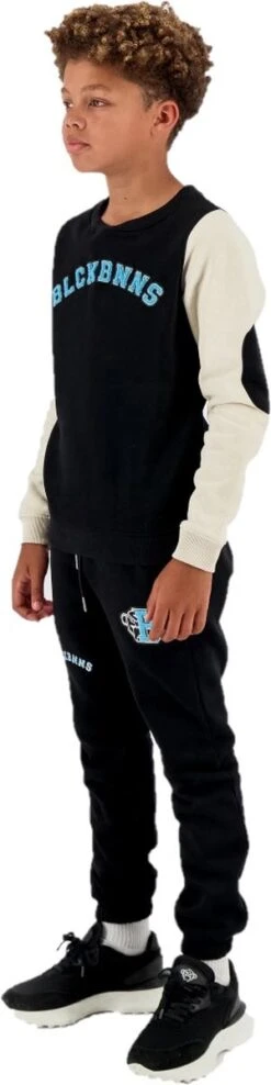 JR COLLEGE SWEATER 13 JR COLLEGE SWEATER -Merkloos Winkel 300x1200 3