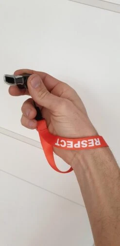 ABCDarts - Scheidsrechtersfluit Classic CMG - Met Polsband En Halskoord - Zwart -Merkloos Winkel 583x1200 6