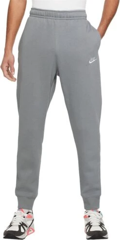 NIKE Sportswear Club Joggers Een Broek Heren - Maat L