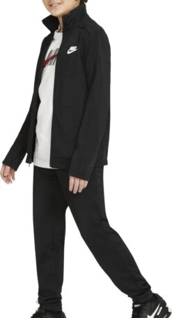 Nike Sportswear Futura Trainingspak Unisex - Maat 152 L-152/158 12 Nike Sportswear Futura Trainingspak Unisex - Maat 152 L-152/158 -Merkloos Winkel 649x1200 7
