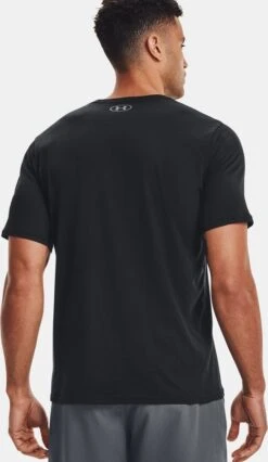 Under Armour Core Graphics Heren Sportshirt - Maat L -Merkloos Winkel 696x1200