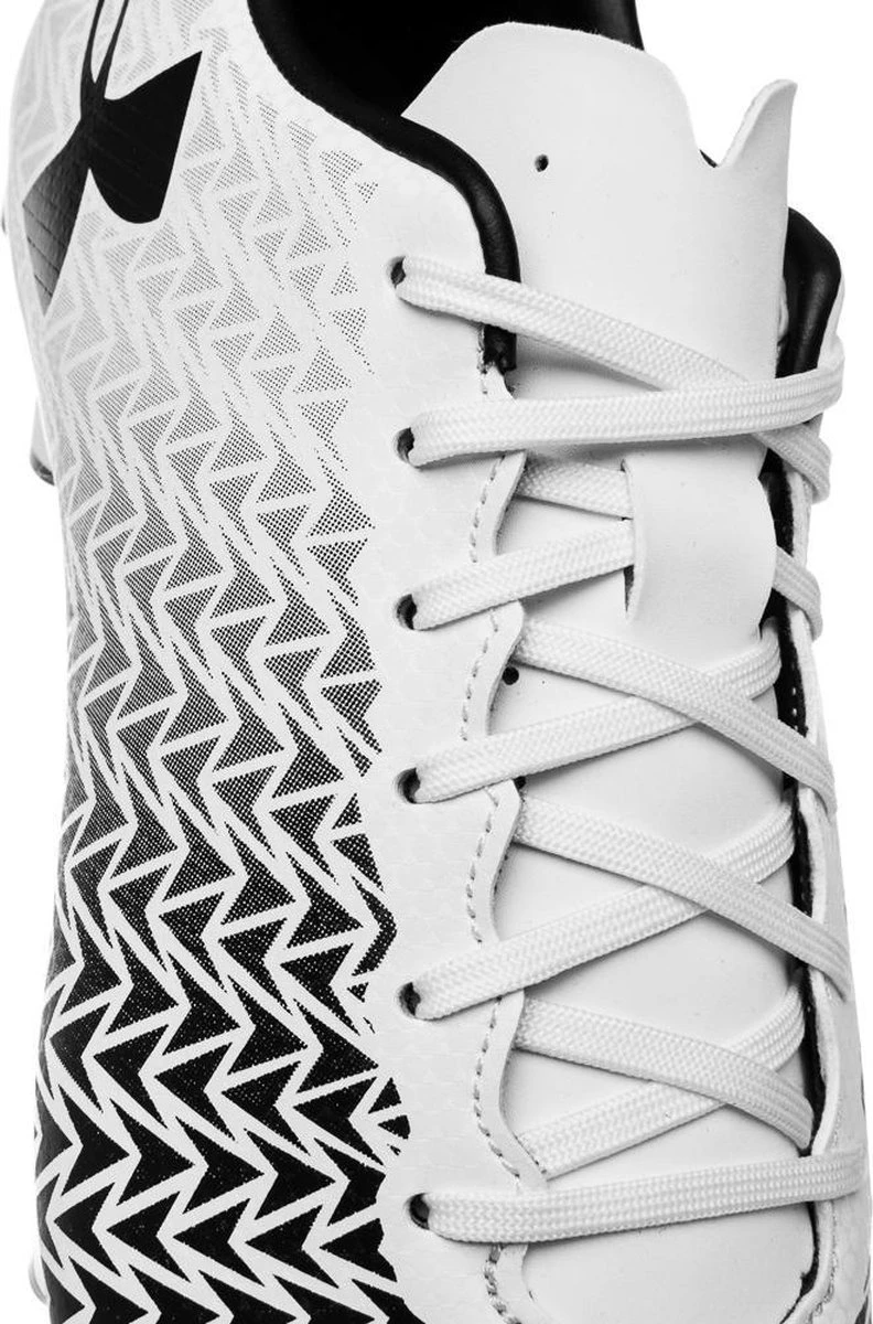 Under Armour - ClutchFit White 3.0 - Junior - Voetbalschoenen Kinderen - Maat 29.5 - Voetbalschoenen Kinderen Jongens - Voetbalschoenen - Kids - Wit 8 Under Armour - ClutchFit White 3.0 - Junior - Voetbalschoenen Kinderen - Maat 29.5 - Voetbalschoenen Kinderen Jongens - Voetbalschoenen - Kids - Wit - Afbeelding 6