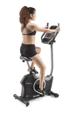 Hometrainer NordicTrack GX2.7U - Fitness Fiets Incl. Trainingscomputer - Zwart -Merkloos Winkel 799x1200 83