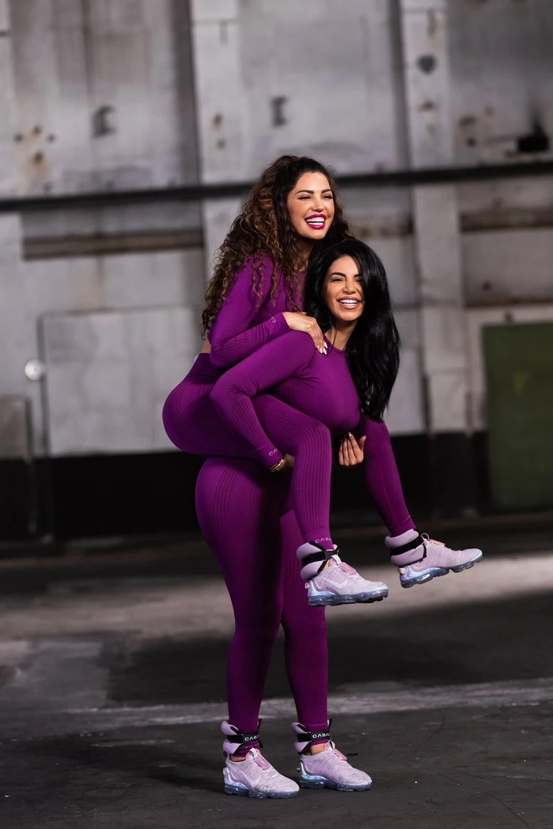 Cabau Lifestyle Enkel- En Polsgewichten - 2x 0.5 Kg - Waterdicht Neopreen - Makkelijk Verstelbaar - Fitness Enkel- Polsband 6 Cabau Lifestyle Enkel- En Polsgewichten - 2x 0.5 Kg - Waterdicht Neopreen - Makkelijk Verstelbaar - Fitness Enkel- Polsband - Afbeelding 4