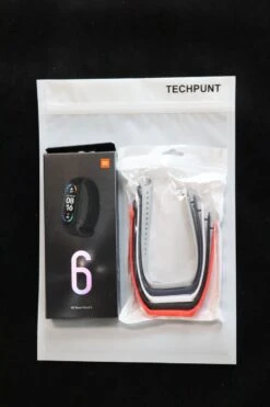 Xiaomi Mi Band 6 Smartwatch - Europese Versie + 5 Techpunt Bandjes -Merkloos Winkel 800x1200 152