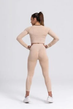 Mives® Sportlegging En Top - Yoga-outfit - Fitness Set - Scrunch Butt - Dames Legging - Sportkleding - Fashion Legging - Broeken - Gym Sports - Legging Fitness Wear - High Waist - BEIGE - Maat XS - LANGE MOUW -Merkloos Winkel 800x1200 153