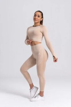 Mives® Sportlegging En Top - Yoga-outfit - Fitness Set - Scrunch Butt - Dames Legging - Sportkleding - Fashion Legging - Broeken - Gym Sports - Legging Fitness Wear - High Waist - BEIGE - Maat XS - LANGE MOUW -Merkloos Winkel 800x1200 155