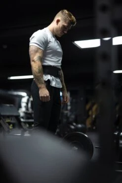 Reeva Zwart Lederen Carbon Powerlift Riem - Lever Belt - Maat M - Lever Belt Geschikt Voor Crossfit, Powerlifting, Fitness En Bodybuilding - Lifting Belt Voor Heren En Dames -Merkloos Winkel 800x1200 239