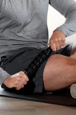 AJ-Sports Foam Roller Set 4 Delig + GRATIS Weerstandsband - Massage Set - Massage Stick - Massage Bal - Foam Roller - Grid Triggerpoint - Inclusief Compacte Draagtas - Fitness - Yoga -Merkloos Winkel 800x1200 31