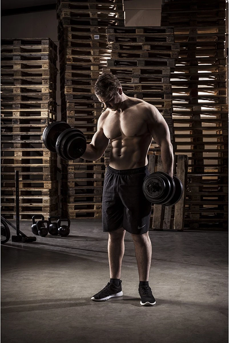 Tunturi Dumbbellset - Halterset - Totaal 15 Kg - Zwart Vinyl - Incl. Gratis Fitness App 4 Tunturi Dumbbellset - Halterset - Totaal 15 Kg - Zwart Vinyl - Incl. Gratis Fitness App - Afbeelding 2