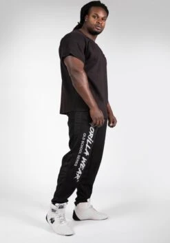Gorilla Wear Augustine Old School Trainingsbroek - Zwart - S/M -Merkloos Winkel 839x1200 2