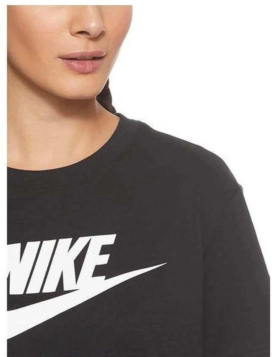 Nike Sportswear Essential Crop Icon Futura Dames T-Shirt - Maat M 7 Nike Sportswear Essential Crop Icon Futura Dames T-Shirt - Maat M - Afbeelding 5