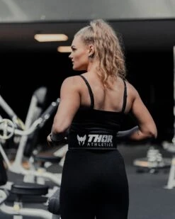 Thor Athletics - Halterriem - Powerlift Riem - Lifting Belt - Clip Sluiting - Zwart - Gewichthefriem - Krachttraining Accesscoires - Powerlifting - Bodybuilding - Deadlift - Squat - Maat (M) 11 Thor Athletics - Halterriem - Powerlift Riem - Lifting Belt - Clip Sluiting - Zwart - Gewichthefriem - Krachttraining Accesscoires - Powerlifting - Bodybuilding - Deadlift - Squat - Maat (M) -Merkloos Winkel 960x1200 136