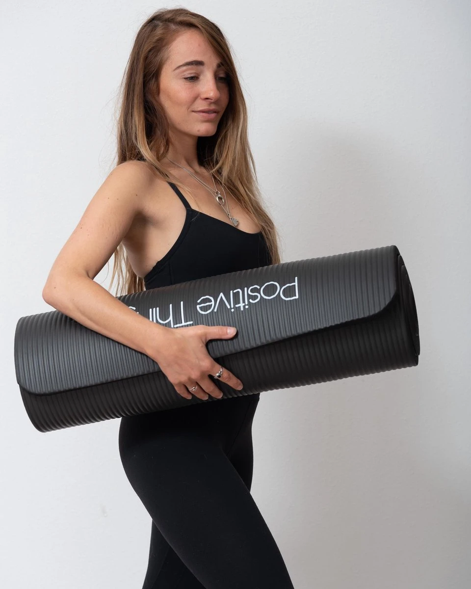 Yoga Mat Sportmat Fitnessmat Antislip NBR - 1 Cm Zwart 4 Yoga Mat Sportmat Fitnessmat Antislip NBR - 1 Cm Zwart - Afbeelding 2